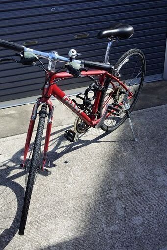 GIANT ESCAPE R3(ジャイアント エスケープR3)　変速：3×8ｓ　適応身長155-170ｃｍ（サイズ：XS）新生活準備に