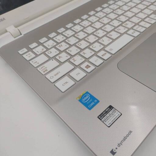 東芝　高性能5世代Core i5 新品高速SSD480G搭載　大容量メモリ16G ブルーレイドライブ　webカメラ内蔵　大画面15.6
