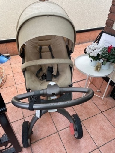 ストッケ　ベビーカー