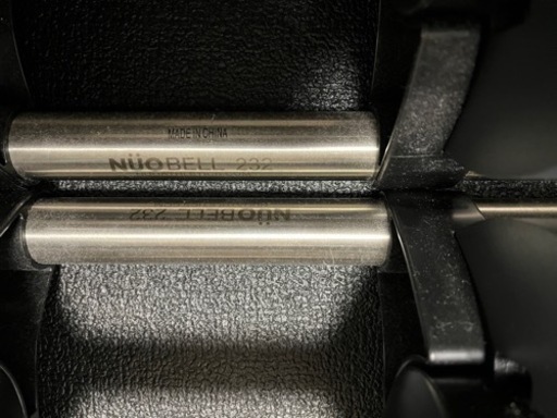 可変式ダンベル、トレーニングベンチ、マット