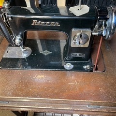 アンティークミシン　足踏みミシン　RICCAR　ジャンク品