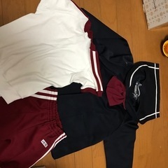 川添幼稚園120センチ以下の制服と川添小学校の制服