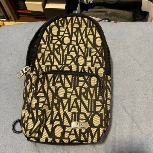 ARMANI肩がけバッグ