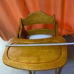 テーブル付き　子供用　チェアの画像