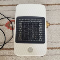 人感センサー付きセラミックファンヒーター CDCJ305WH
