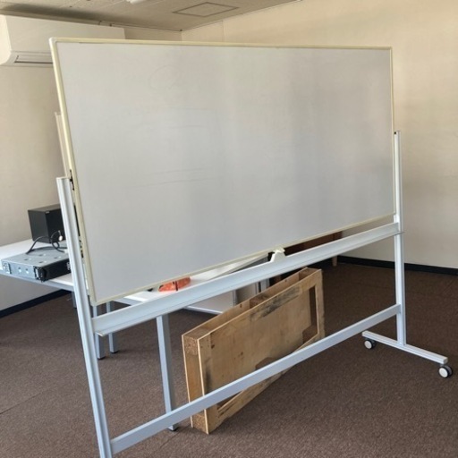 オフィス家具　ホワイトボード