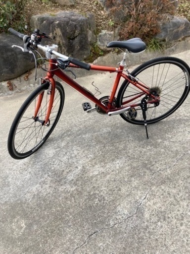 GIANT E SCAPE R3 S420mm アルミフレーム24段変速タイヤサイズ700×28C