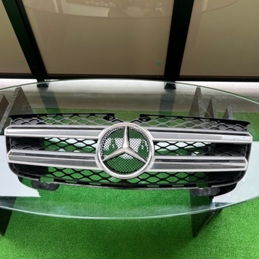 ベンツ　GL450 2006-2008 グリルパーツ　エンブレム