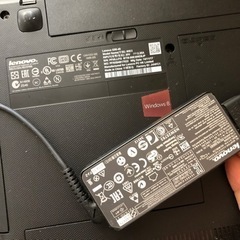Lenovoノートパソコン2台の画像