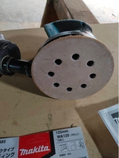 充電式ランダムオービットサンダー makita マキタBO180D