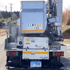 【U-0052】いすゞ　エルフ　NKR81AN　高所作業車　アイチ　SE08A　8m　平成18年式　バックカメラ　茨城県【商品番号：U-0052】 ●メーカー：いすゞ ●モデル：エルフ ●型式：PB-NKR81AN ●走行距離：１７０，３４３km ●最大積載量：５００kg ●初度登録年月：平成１８年１月 ●乗車定員：３人 ●原動機の型式：４HL１ ●ミッション：５速マニュアル ●燃料：軽油 ●排気量：４，７７０cc ●車両総重量：５，１０５kg ●車両寸法：467cm(長さ)×169cm(幅)×251cmの画像
