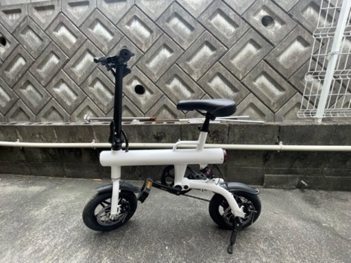 電動アシスト自転車　アクセル付