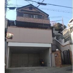 希少な5LDK戸建て🏠嬉しい堀込駐車場2台付き🚗🚘駅まで徒歩圏🚆...