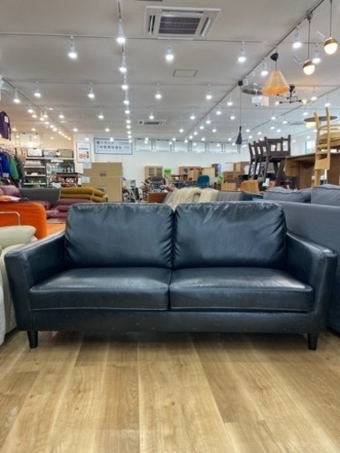 【トレファク高槻店】取りに来れる方限定！ブラックのおしゃれな2人掛けソファです！！