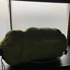 シェルカーの寝袋　キャンプ用品👍