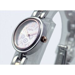 新品 未使用　女性用ブレスレット型腕時計の画像