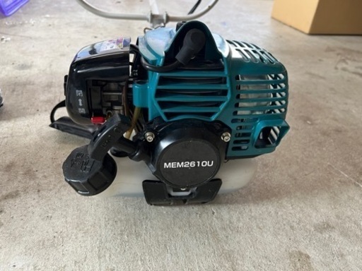 マキタ　刈払機　2ストローク　26cc