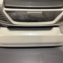 ハイエース ワイドルックバンパーの画像