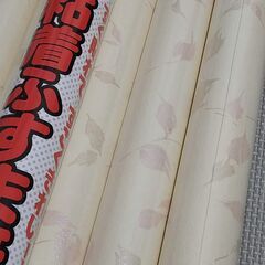 粘着 ふすま紙 1本200円 7本あります。の画像