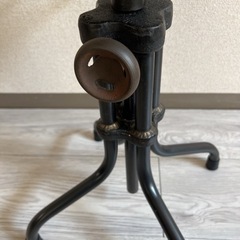 D8/DISTRICT EIGHT ガレット ロースツールの画像