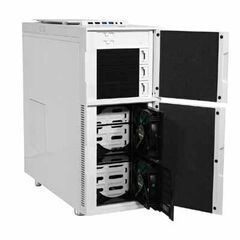 NANOXIA: Deep Silence 1 (Rev. b) Mid Tower Case と Corsair H100i V2の画像