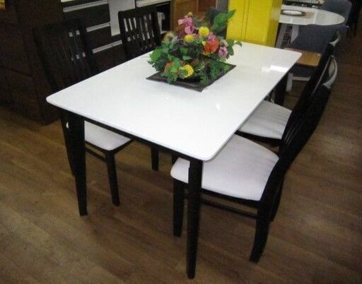 R439 近藤産業 ダイニング5点セット、4人用ダイニングセット、幅135cm