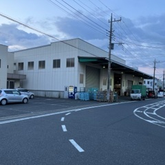 2tドライバー（土日休 日給15,400円以上 準中型5t限定可...