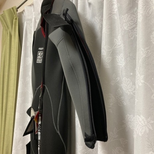 【最終値下げ】GULL 5mm ウェットスーツ ウィメンズ　サイズM 未使用品