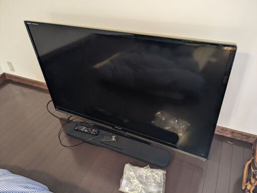 60インチ液晶テレビ