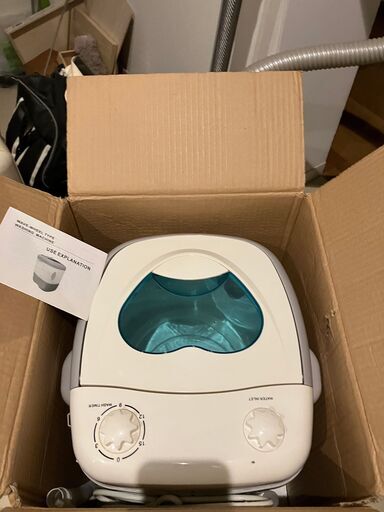 2ｋｇくらいまでの小型洗濯機(外国製)　未使用品　　10年ほど前のもの