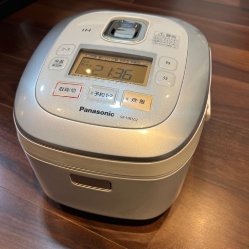 美品　パナソニック 5.5合 炊飯器 IH式 ホワイト SR-HB102-W