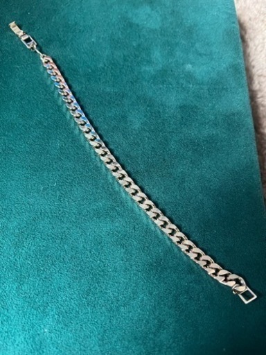 Ilias Lalaounis 金ブレスレット