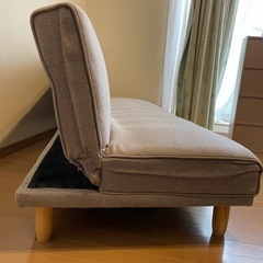 ソファ、ベッドの画像