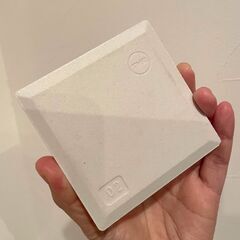 ★2/28（火）まで受け渡し可★【THE】コースター タイル good design company  ホワイト 小物置きの画像
