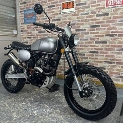 【新進気鋭スペイン発希少車！高年式超低走行新古美車！機関絶好調♪】Leonart Tracker 125 レオンアート トラッカー125【多数画像動画有】の画像