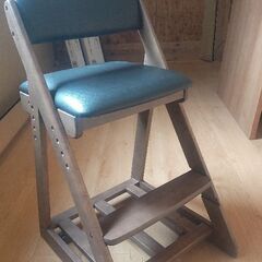 勉強机用の　椅子