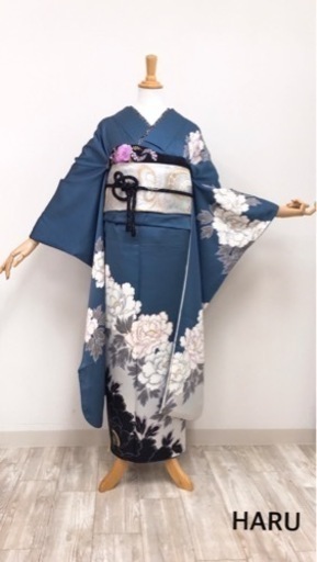 セミアンティークお振袖