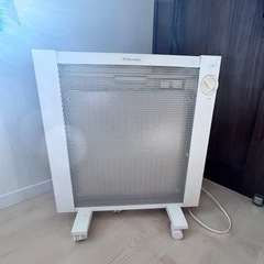 Electrolux パネルヒーター