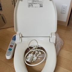 温水便座洗浄機の画像