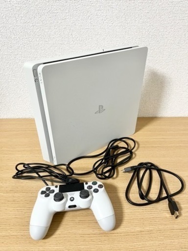【※取引確定済です】PlayStation4 500GB グレイシャーホワイト