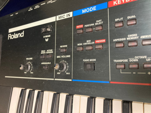 Roland シンセサイザー
