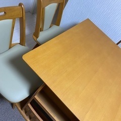 決まりました 伸縮式ダイニングテーブルセット 回転椅子 ベンチシート