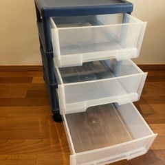 ３段プラスチック収納　キャスターなし🙏の画像