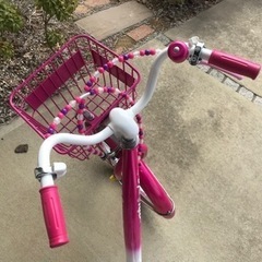 ミニーちゃん幼児自転車　コミコミ1800円で近隣に届けますの画像