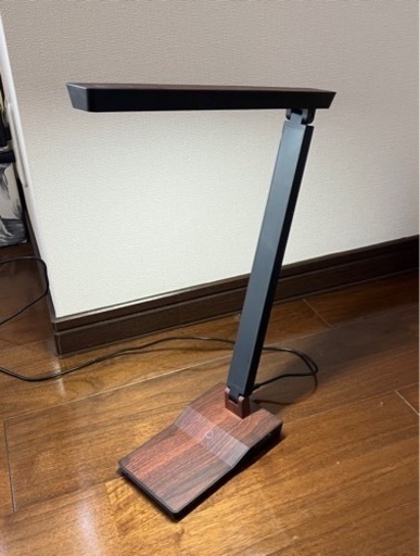 LED デスクライト　中古美品