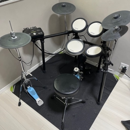 電子ドラム　YAMAHA 電子ドラム DTX562 シンバル追加、スローン付き