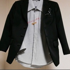 子供フォーマルスーツ110cmの画像