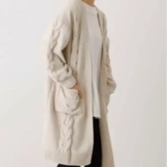 (新品)AZUL ニットロングカーディガン
 おまけ付き🖤の画像