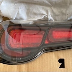 86 ZN6 TOM'S クリアテールランプ