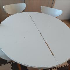 【最終値下げ／4/29まで】IKEA 伸縮ダイニングテーブルセットの画像